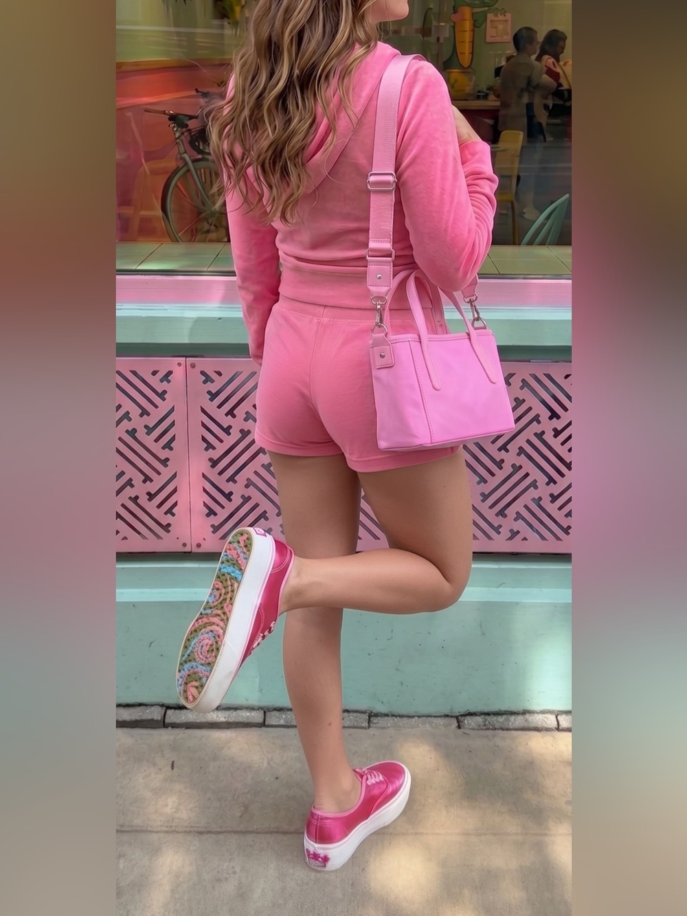 Vans 'Barbie' Pink Canvas Low-Top Platform Sneakers - Women's US 6